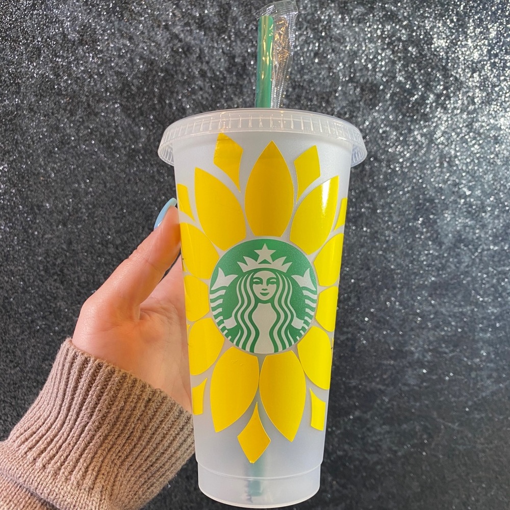 Starbucks sunflower venti cold cup🌻